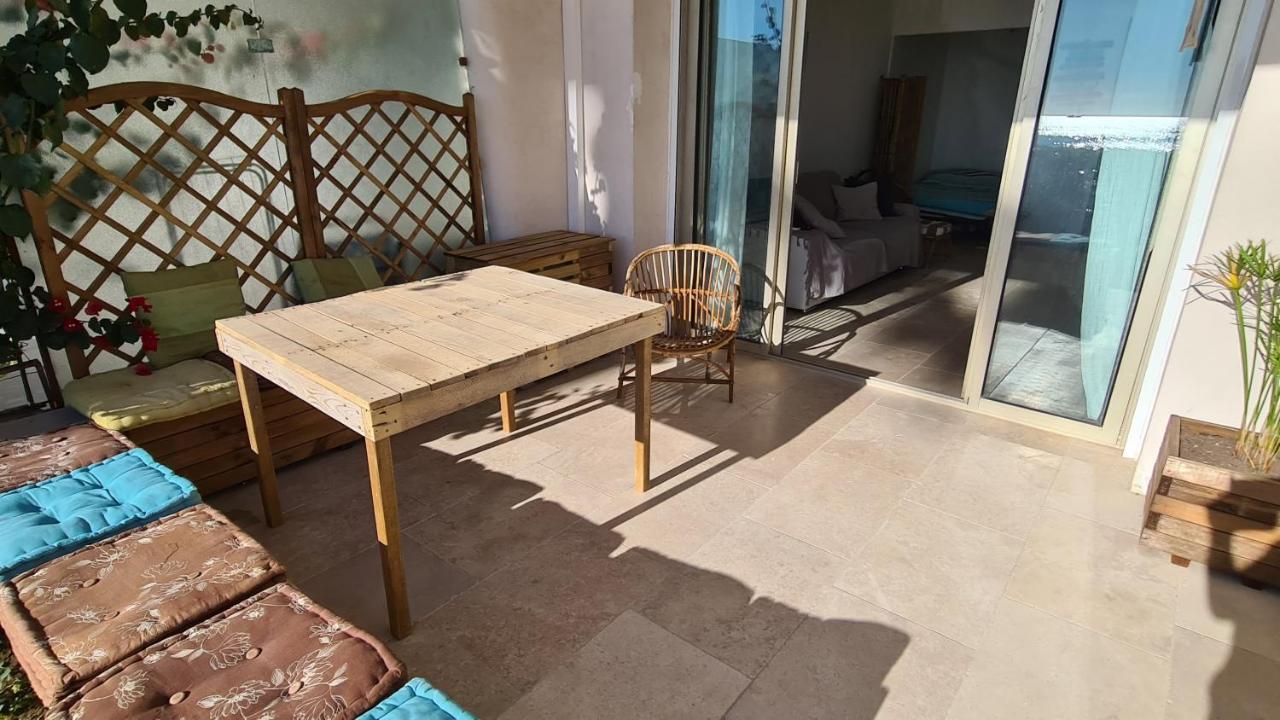 Ferienwohnung Ti Caz Kreol - Juan Plages Les Pieds Dans L'Eau Exterior foto